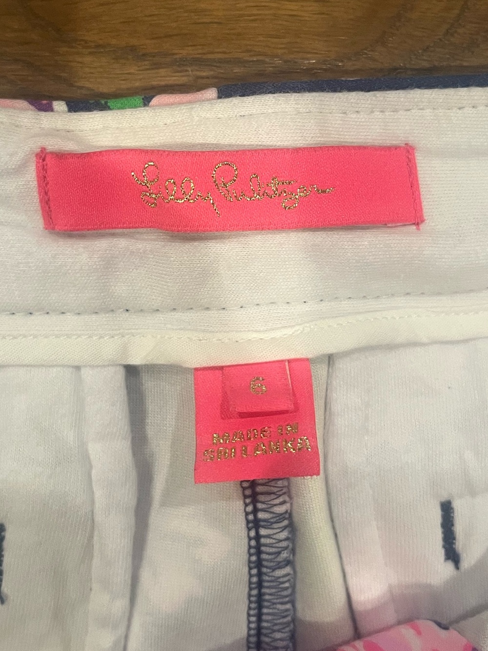 Lilly Pulitzer Buttercup Shorts Women 6 Ruffle Your Feathers Navy Pink Green - Picture 3 of 9